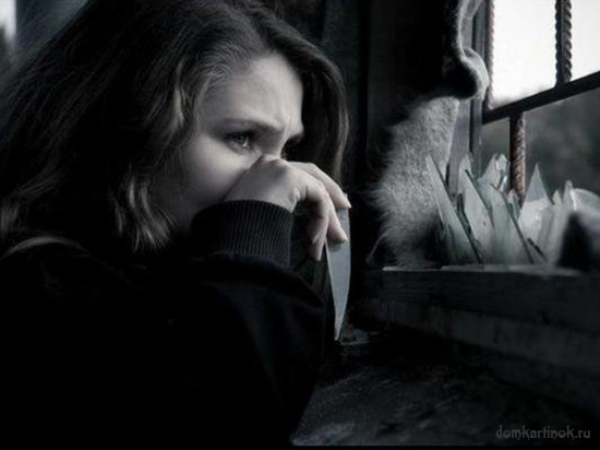 Черно Белое Фото Плачущей Девушки
